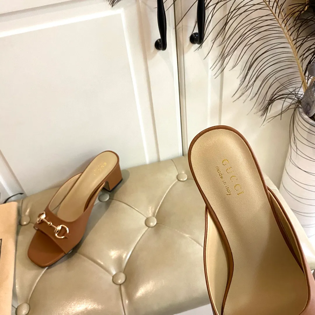 👟👟Ex-factory price 440👟👟, Gucci classic slippers, cowhide surface, sheepskin lining, 5cm heel, size 35-42 (custom-made sizes 43 and 44 are non-refundable)
